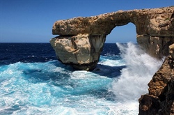 Azure Window zničeno bouří