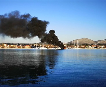 Požár na Prokljanském jezeře