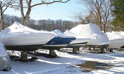 Zimování jachty, příprava zimoviště