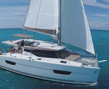 Fountaine Pajot Lucia 40 (+polární diagram)