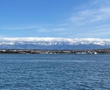 Počasí v Chorvatsku neodpovídá červnu, turisté si stěžují