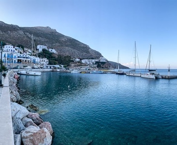 Tilos, mezi Rhodem a Nisirosem