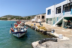 Astypalaia, Vathi a taverna, kde se sami obsloužíte