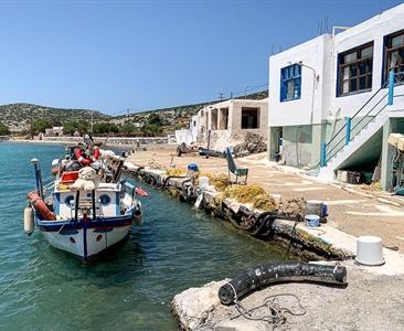 Astypalaia, Vathi a taverna, kde se sami obsloužíte