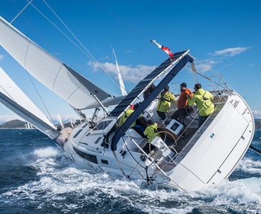 Proč mají jachty dvě kormidla