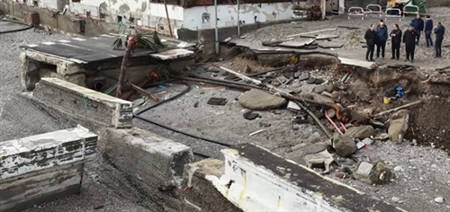 Rekordní vlna ve Středomoří v cyklóně Harry