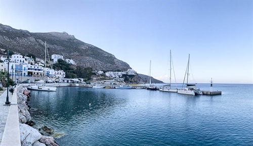 Škody, kauce a Řecko