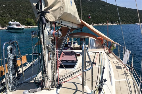 Jak často je na jachtě třeba měnit otěže a výtahy?