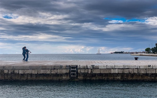 Jak pochopit vítr na rozhraní moře a pevniny?